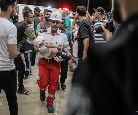 بيان | جمعية الهلال الأحمر الفلسطيني تدين بشدة قصف المستشفى الأهلي في غزة